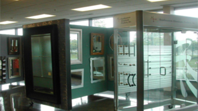 Consider Security and Efficiency when You Need Glass Repair in Naperville