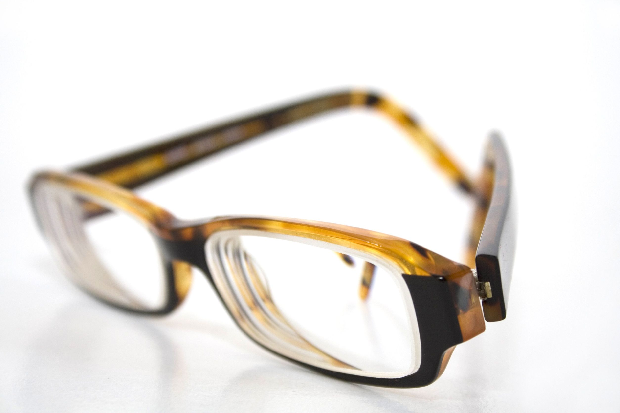 Looking at the Various Luxury Eyeglass Frames in Manhattan, New York