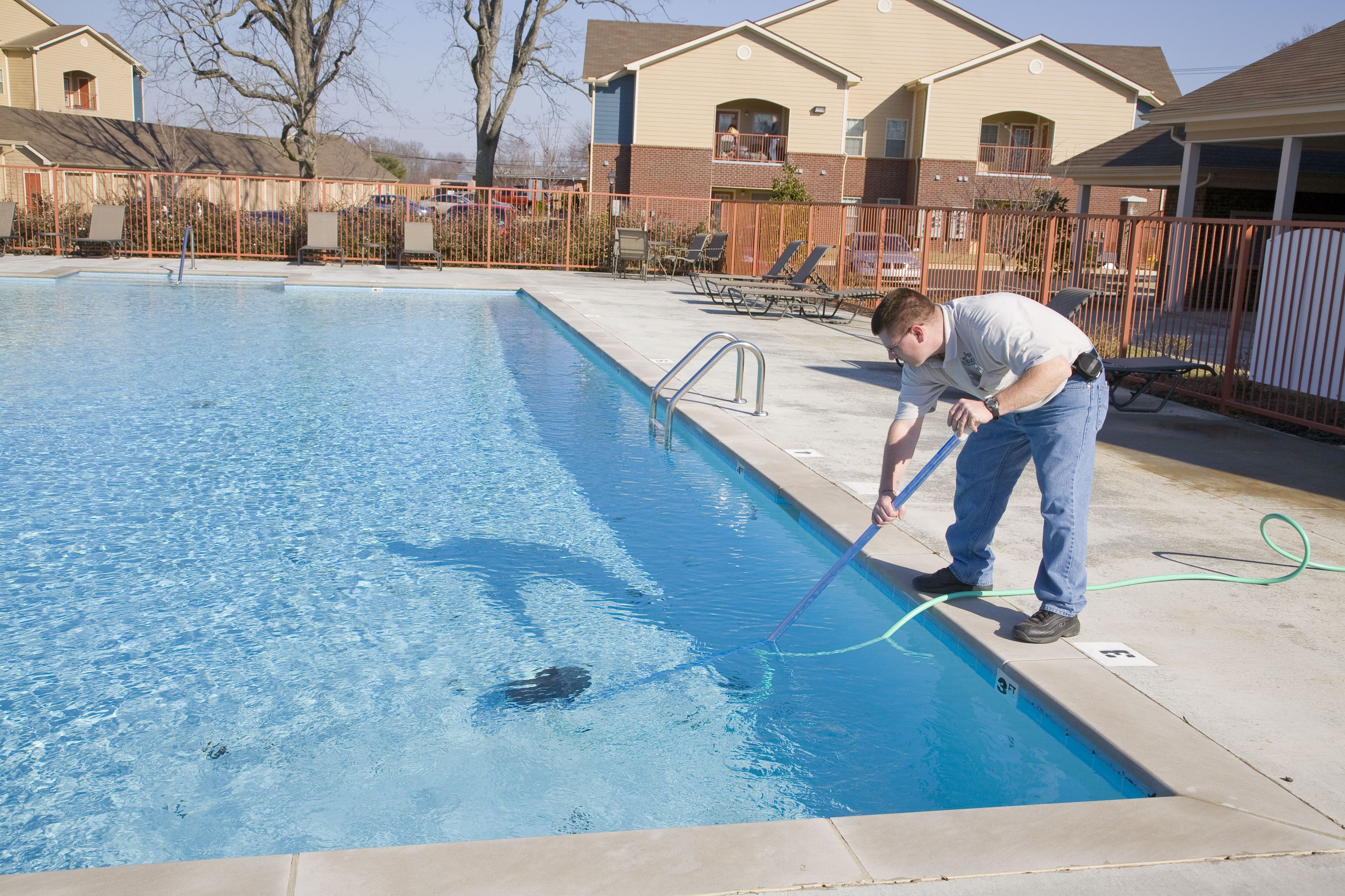 Who To Contact For Professional Pool Cleaning In Connecticut