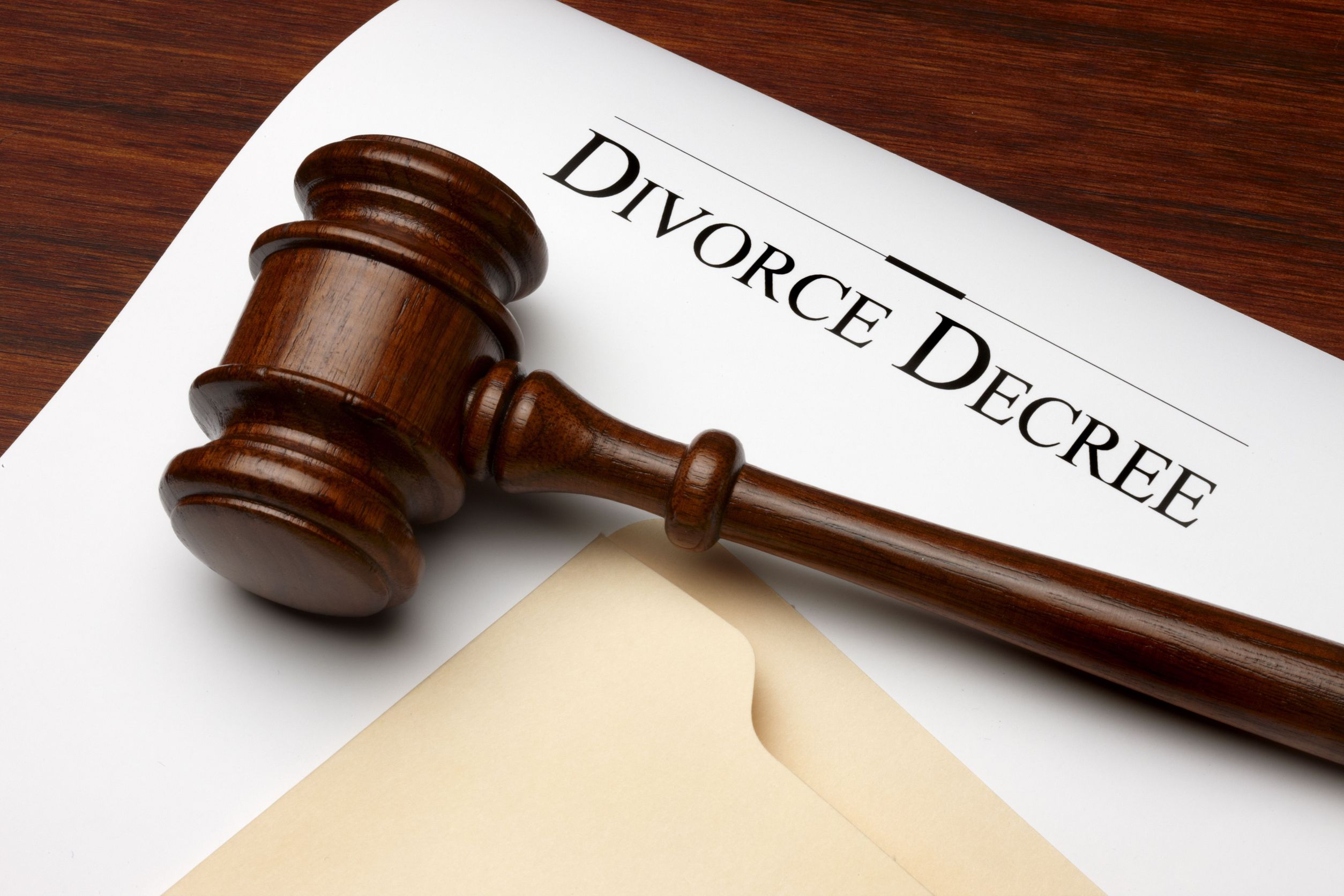 A Divorce Lawyer in Mequon, WI Is an Important Legal Advisor