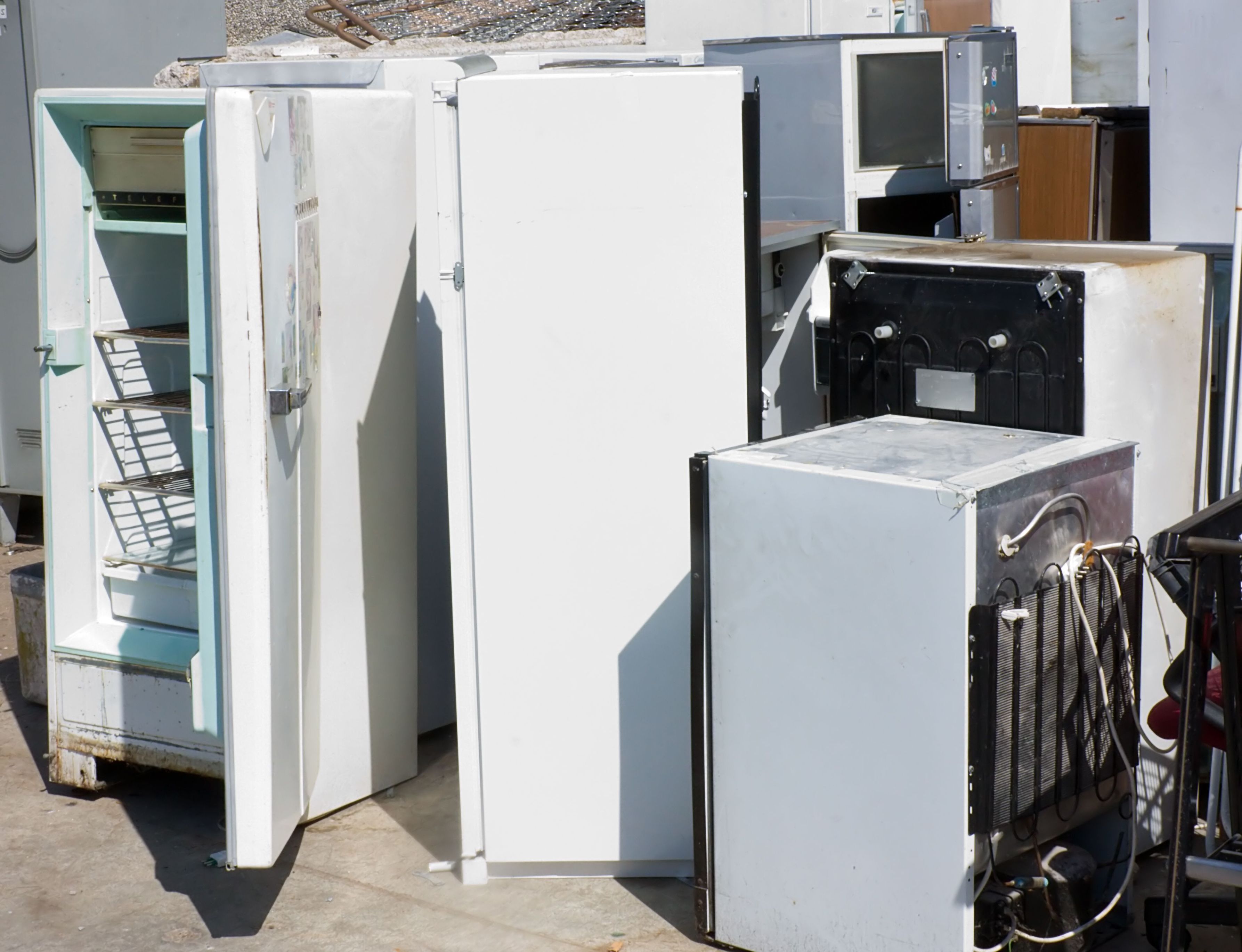 3 Telltale Signs You Need Refrigerator Repair in Murrieta, CA