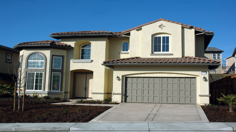 Choosing the Right Garage Door