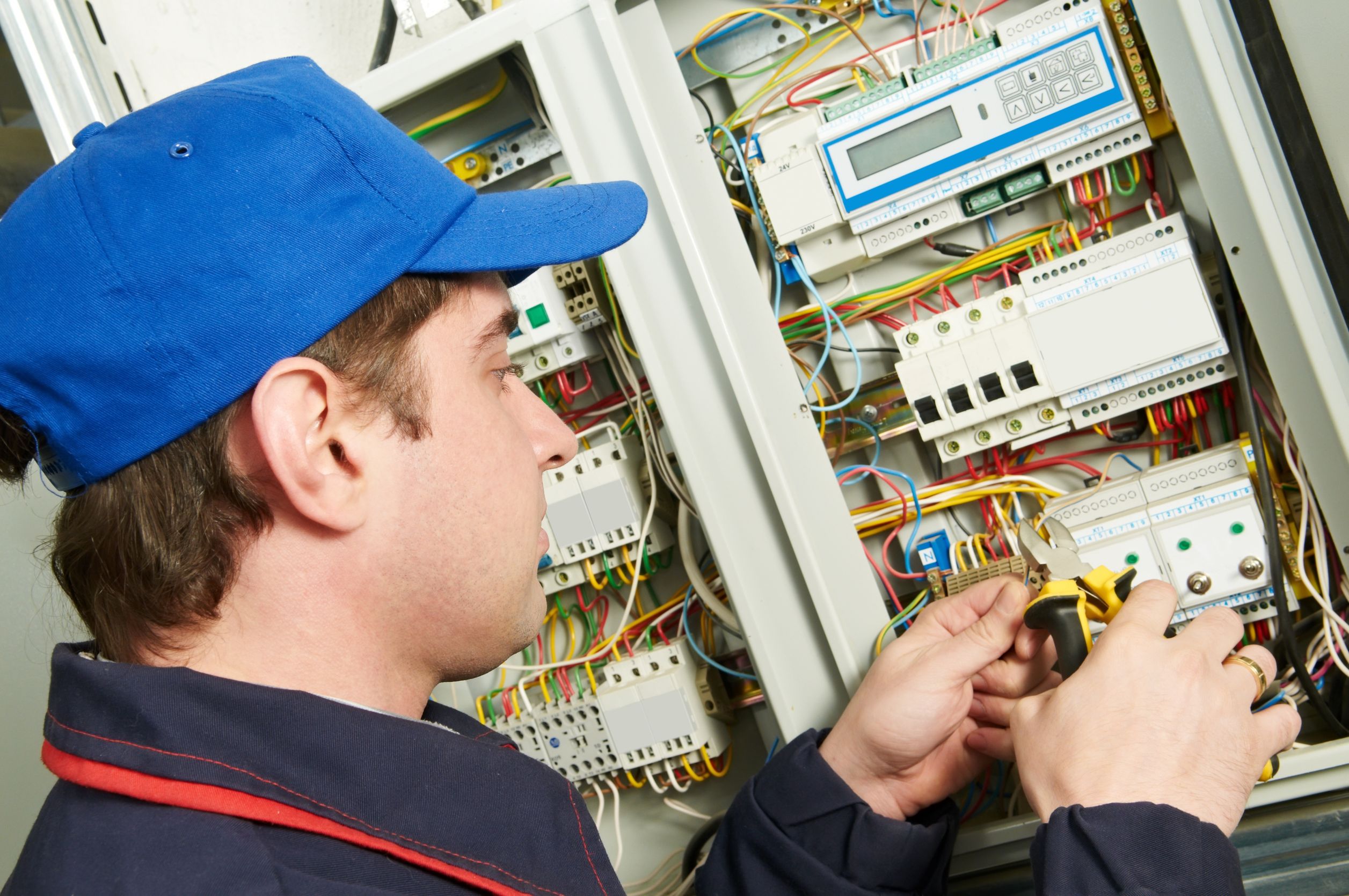 Emergency Electrical Services in Louisville KY for Commercial, Industrial, and Residential Clients