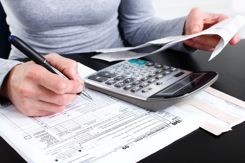 How Can an Accountant in Palm Desert CA Benefit Your Company?