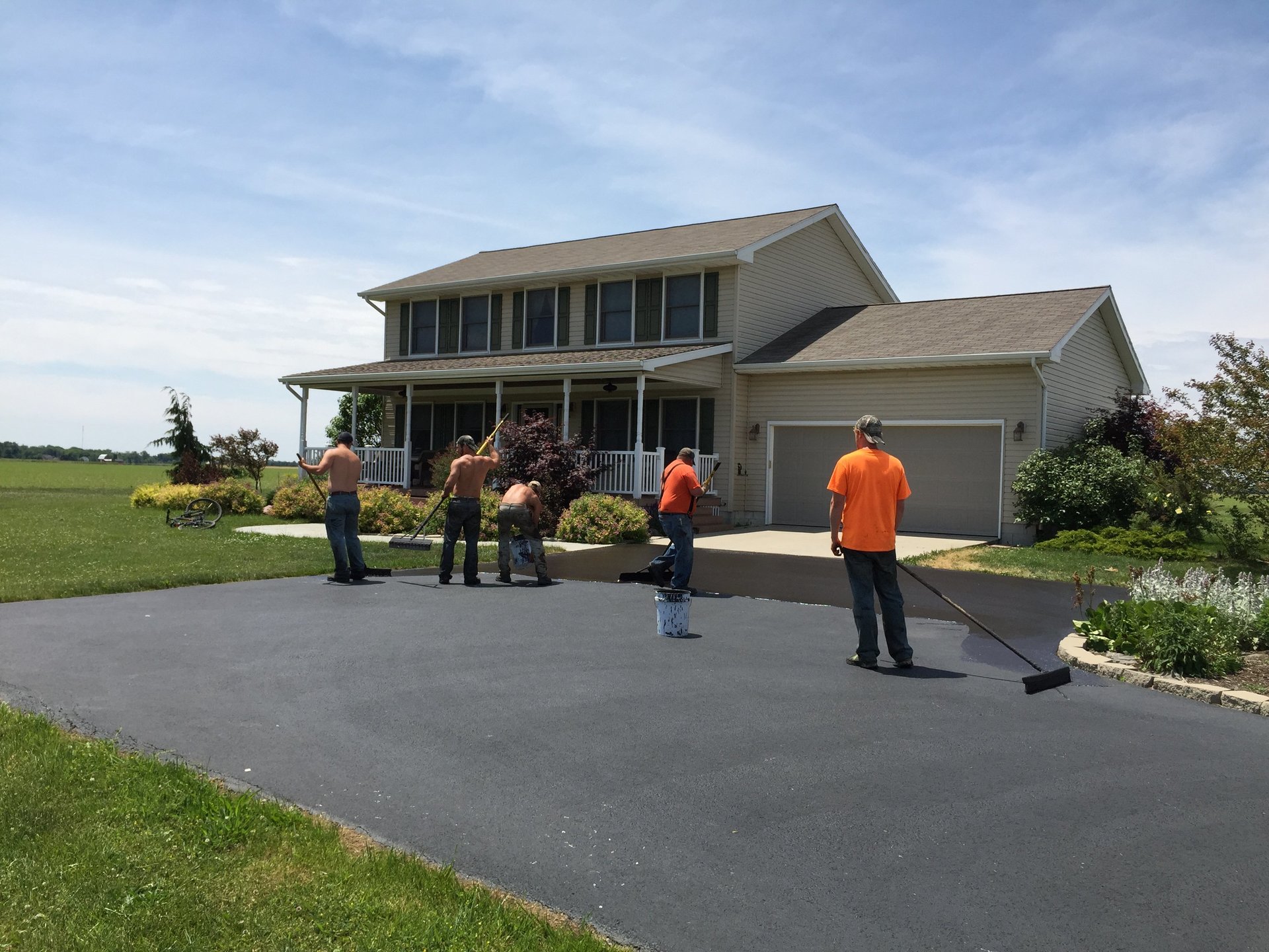 The Basics of Residential Driveway Paving in Toledo, OH