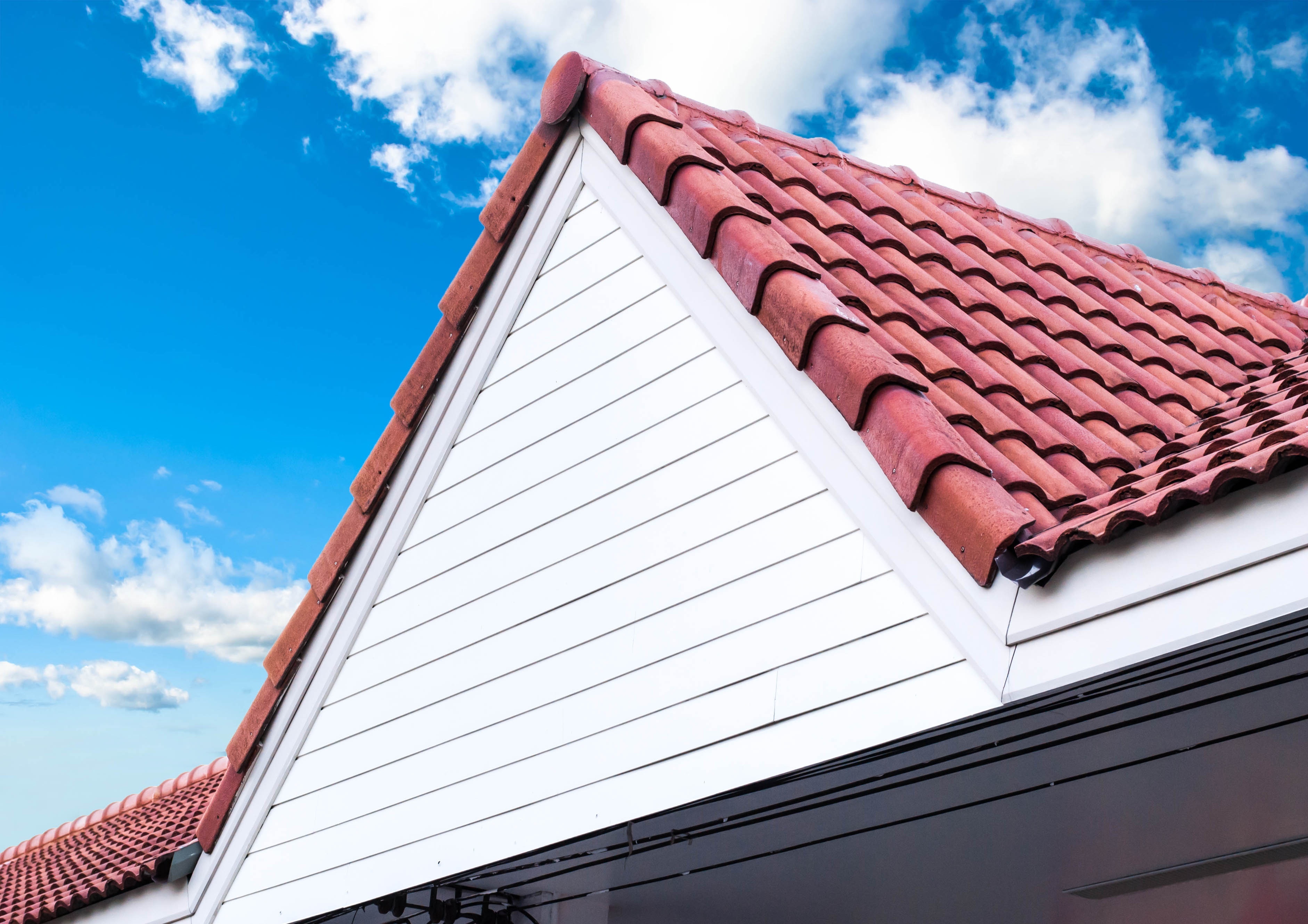 Are You Looking for a Reliable Roofing Company in Des Moines?