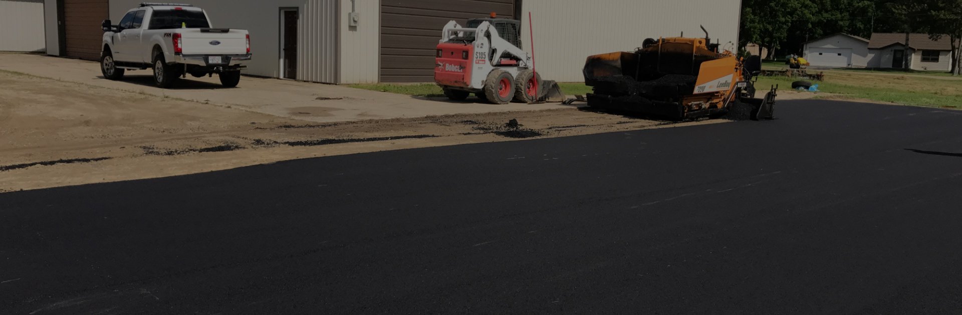 6 Key Tips for Hiring Driveway Paving Contractors