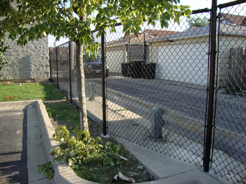 Increase Your Safety and Security with Chain Link Fencing